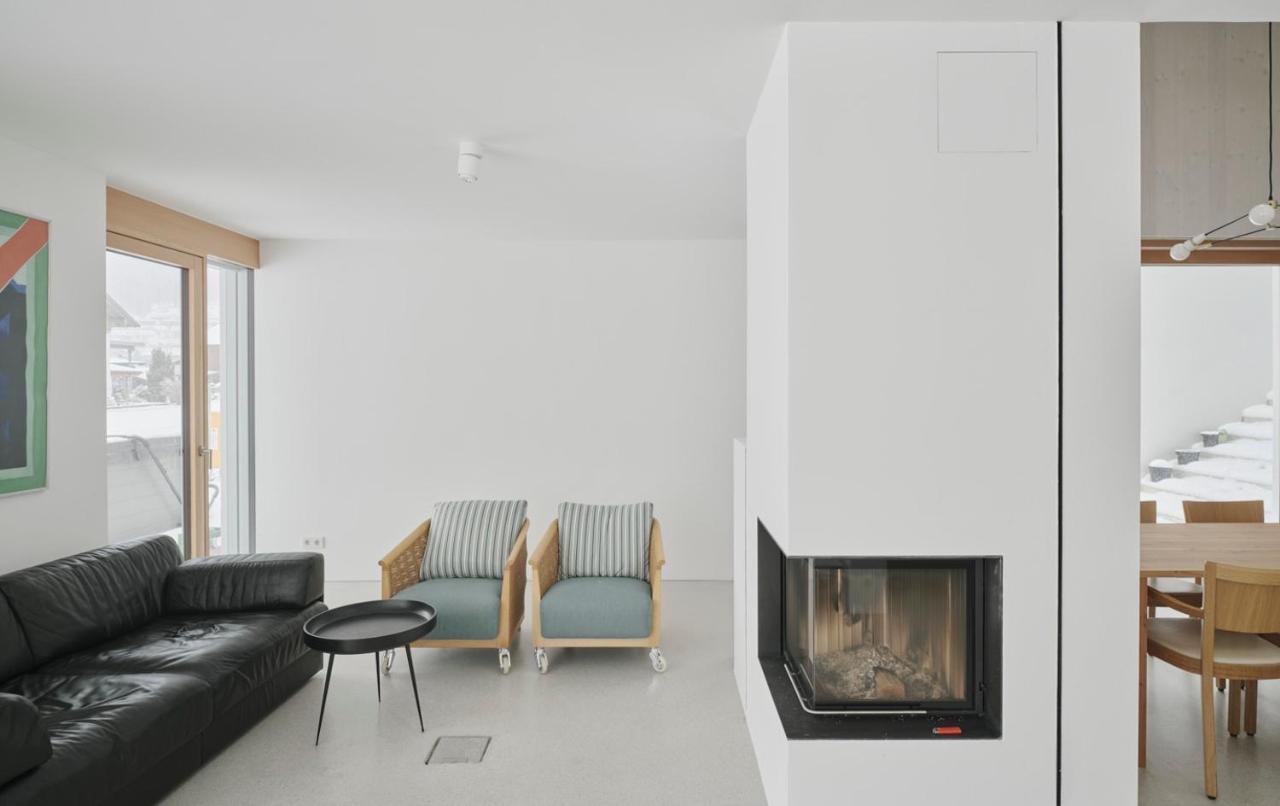 Urban Mountain Chalet With Lake View Маурах Екстер'єр фото