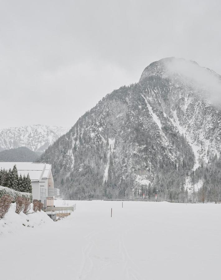 Urban Mountain Chalet With Lake View Маурах Екстер'єр фото